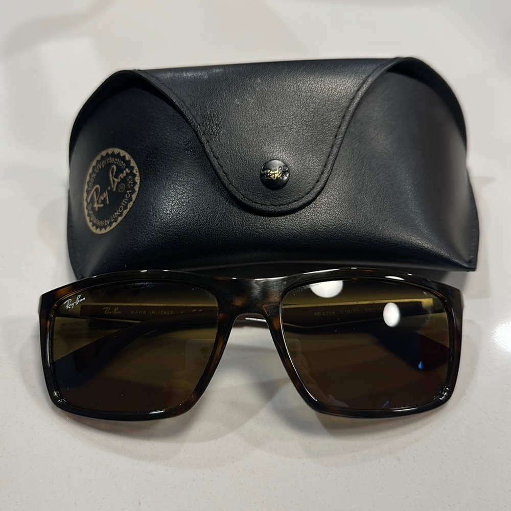 Ray ban sunglasses gently used